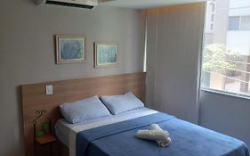 Flat Beverly Hills 101B